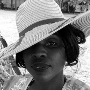 Meet your Posher, Lizabeth